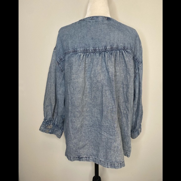 Anthropologie Pilcro Letterpress Denim Top - Picture 4 of 7